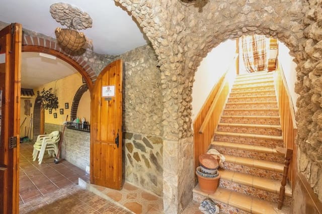 Finca/Herregård til salgs i Güevéjar - € 800 000 (Ref: 9837010)