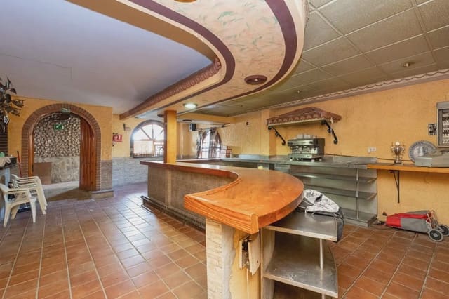 Finca/Herregård til salgs i Güevéjar - € 800 000 (Ref: 9837010)