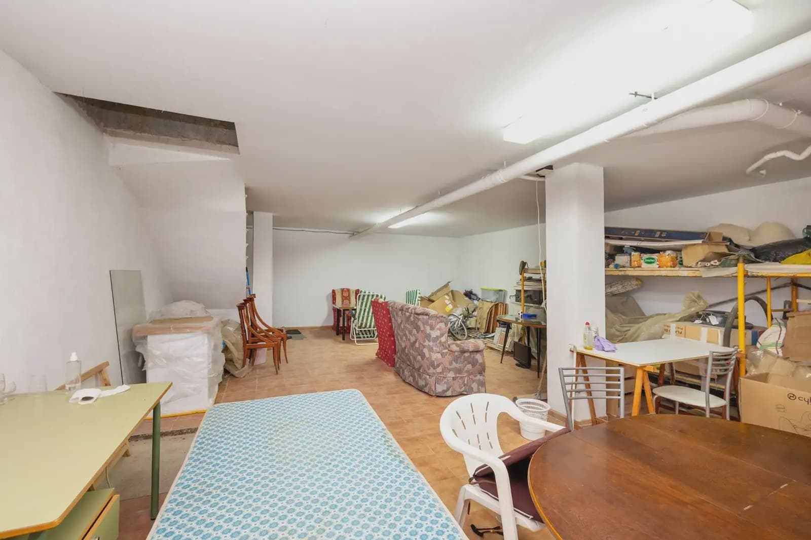 Local Comercial en Peligros en venta - 130.000 € (Ref: 9837012)