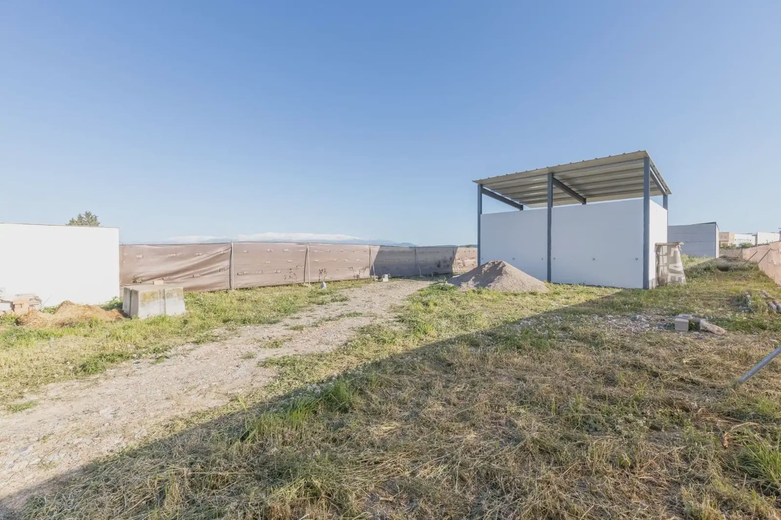 Grunde uden byggetilladelser til salg i Chauchina - € 85.000 (Ref: 9837013)