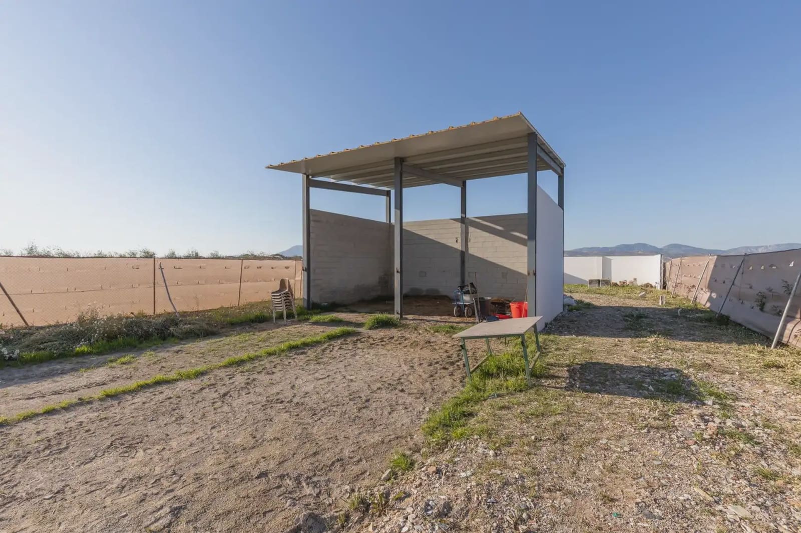 Grunde uden byggetilladelser til salg i Chauchina - € 85.000 (Ref: 9837013)