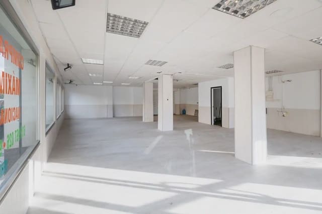 Erhverv til salg i Zaidin, Granada by - € 299.000 (Ref: 9837015)