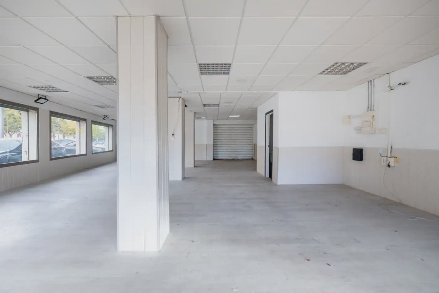Commercieel te koop in Granada stad - € 299.000 (Ref: 9837015)