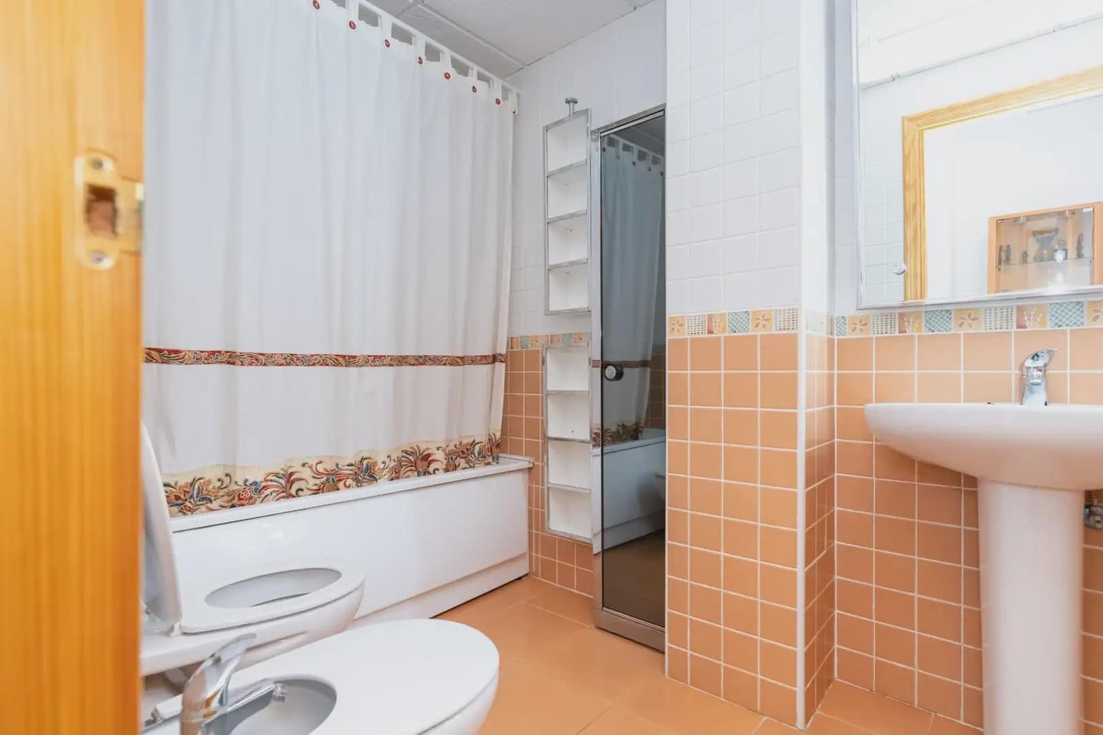 Flat for sale in Garrucha with garage - € 275,000 (Ref: 9837017)