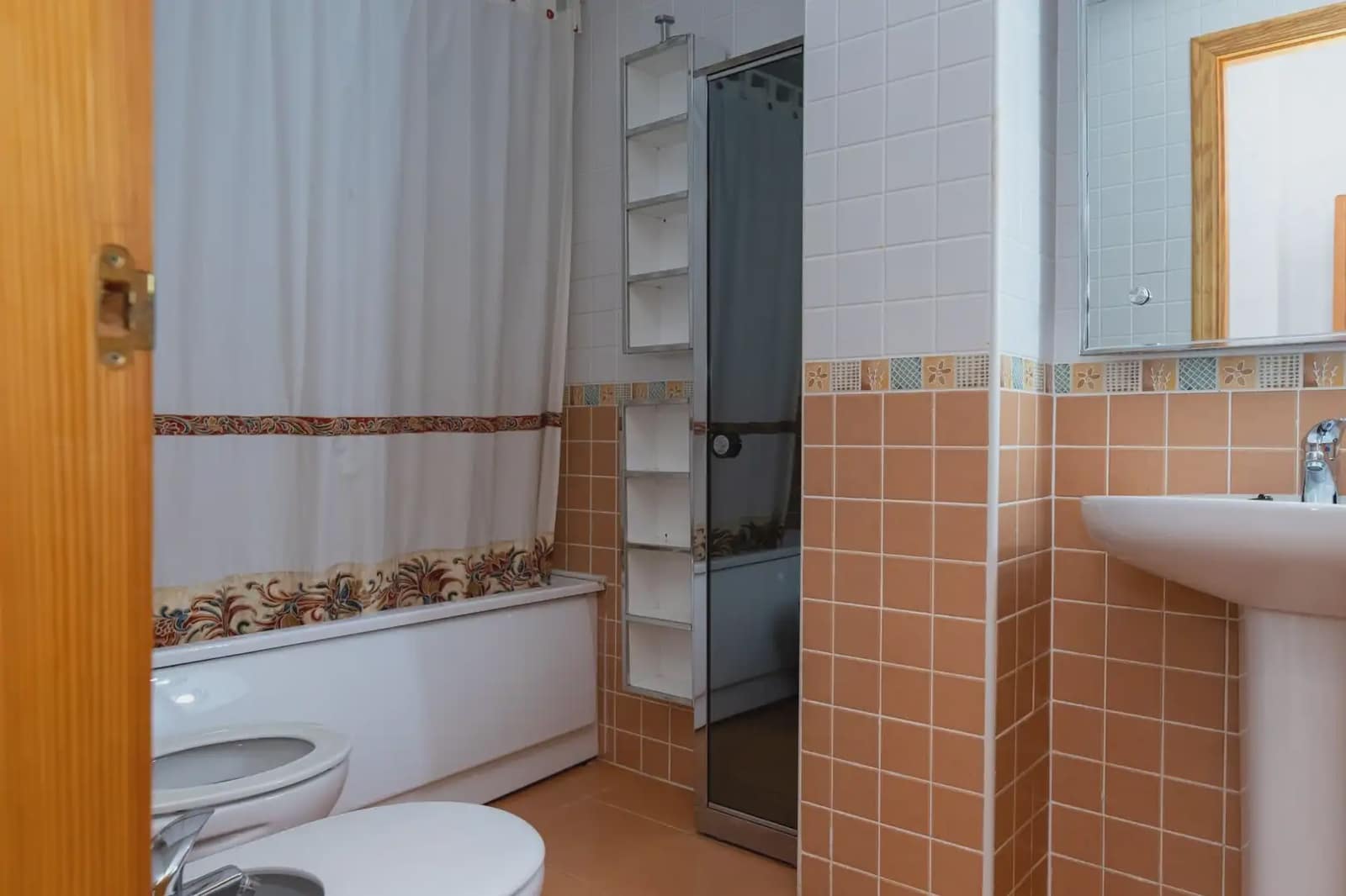 Flat for sale in Garrucha with garage - € 275,000 (Ref: 9837017)