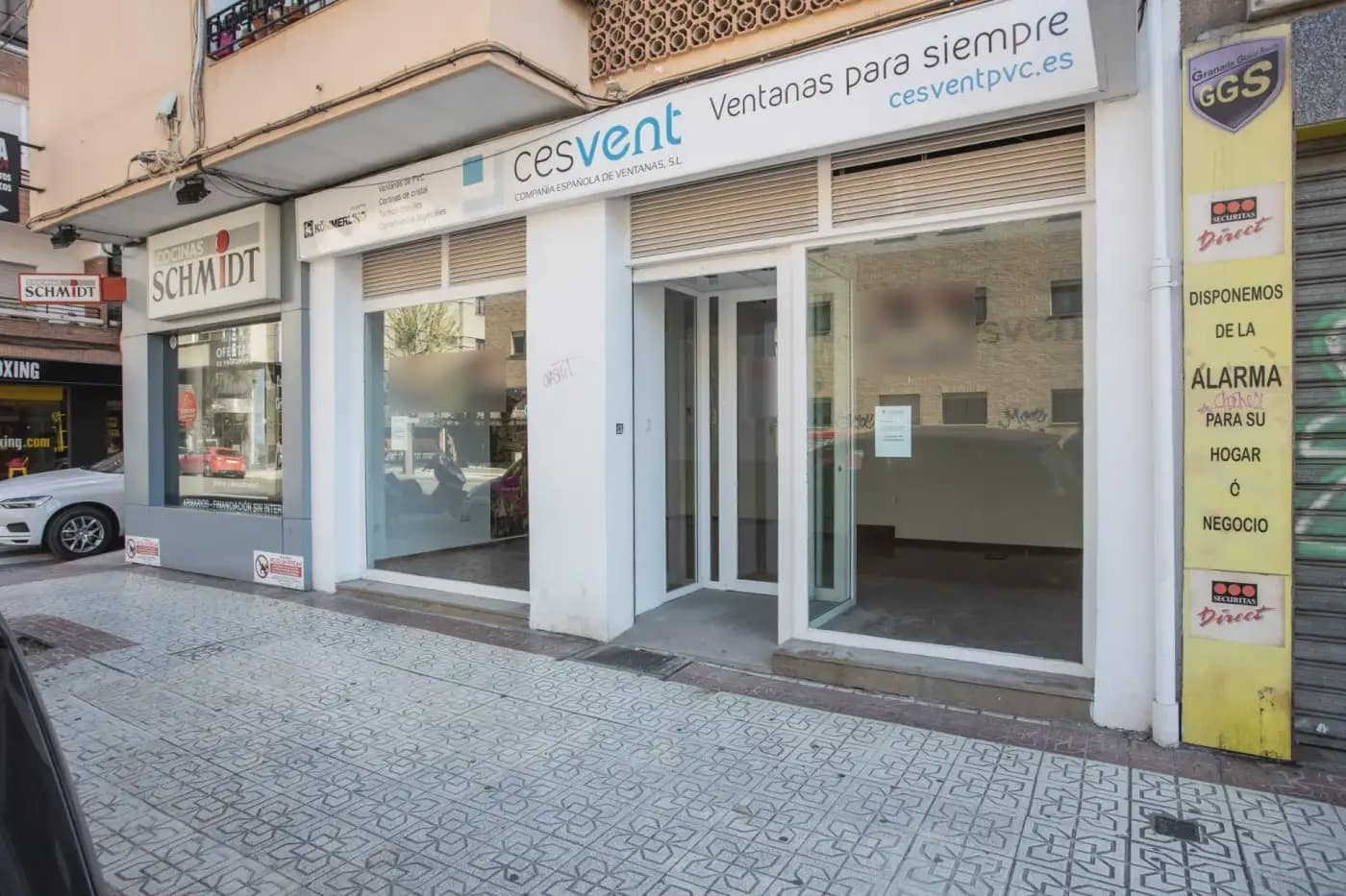 Local Comercial en Granada ciudad en venta - 125.000 € (Ref: 9837018)
