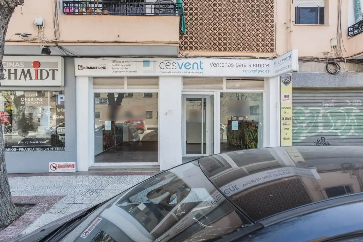 Local Comercial en Granada ciudad en venta - 125.000 € (Ref: 9837018)