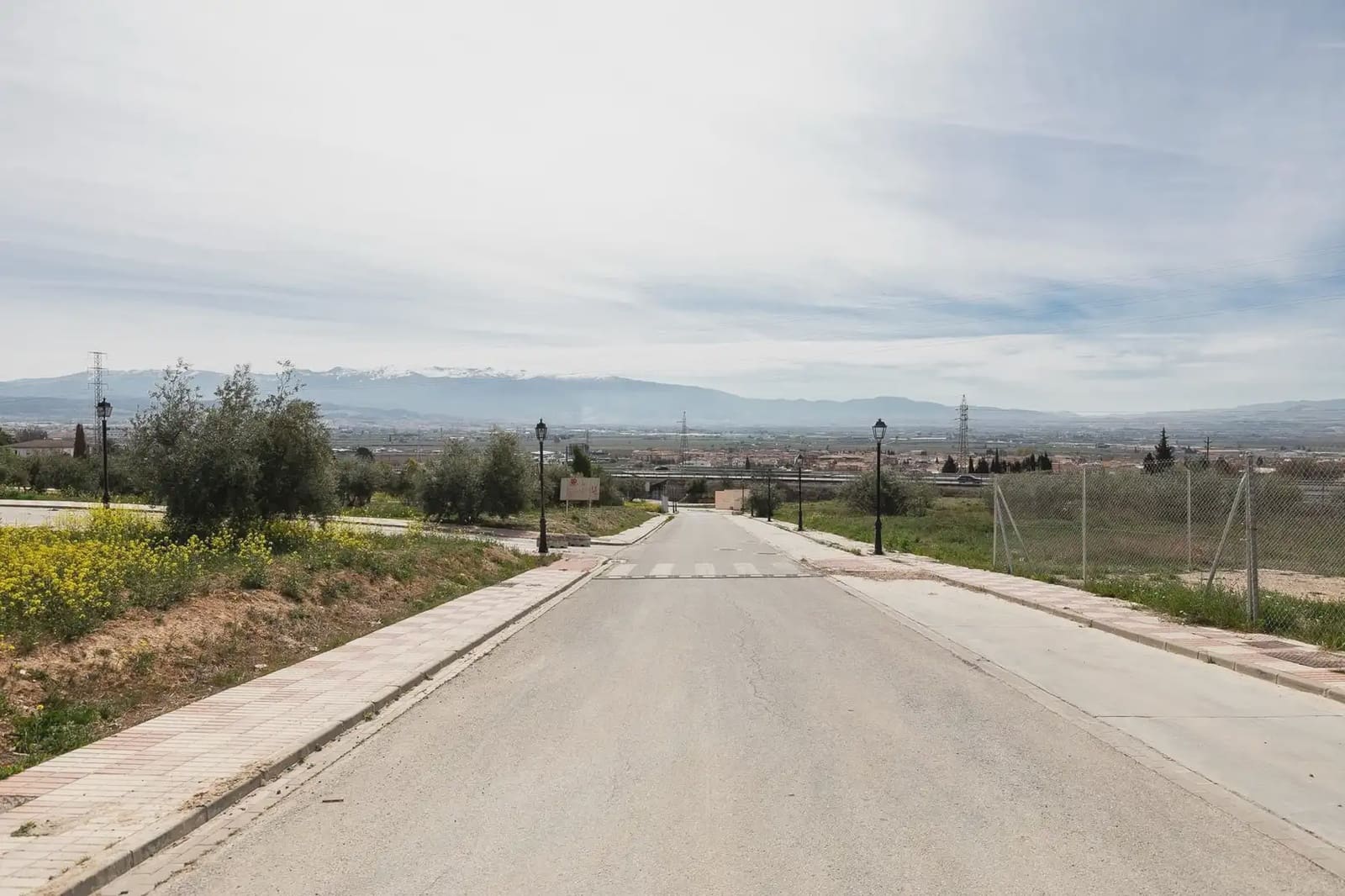 Byggegrund til salg i Granada by - € 71.500 (Ref: 9837022)