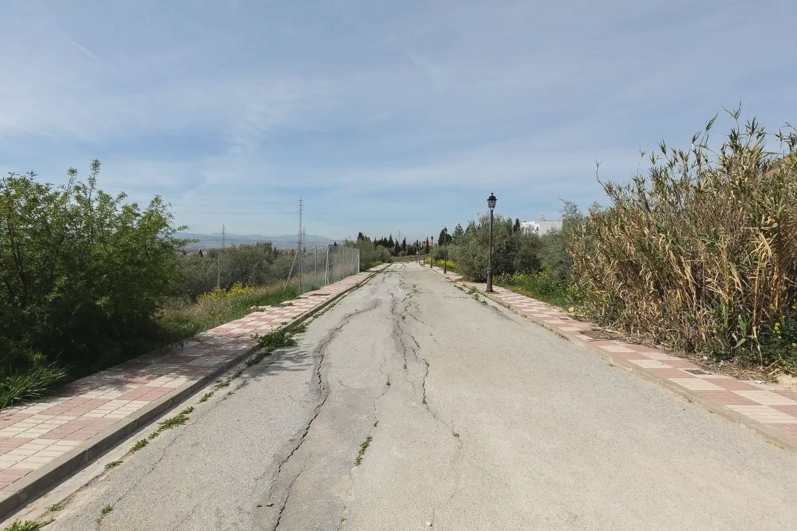 Byggegrund til salg i Granada by - € 71.500 (Ref: 9837022)