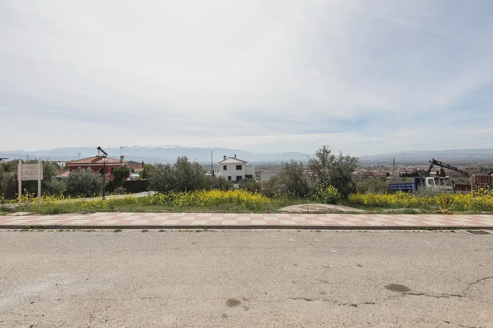 Byggegrund til salg i Granada by - € 71.500 (Ref: 9837022)