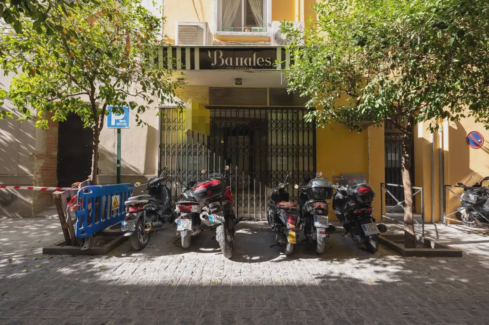 Local Comercial en Granada ciudad en venta - 295.000 € (Ref: 9837023)