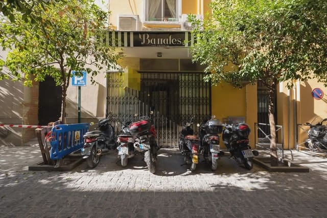 Erhverv til salg i San Matías - Realejo, Granada by - € 295.000 (Ref: 9837023)