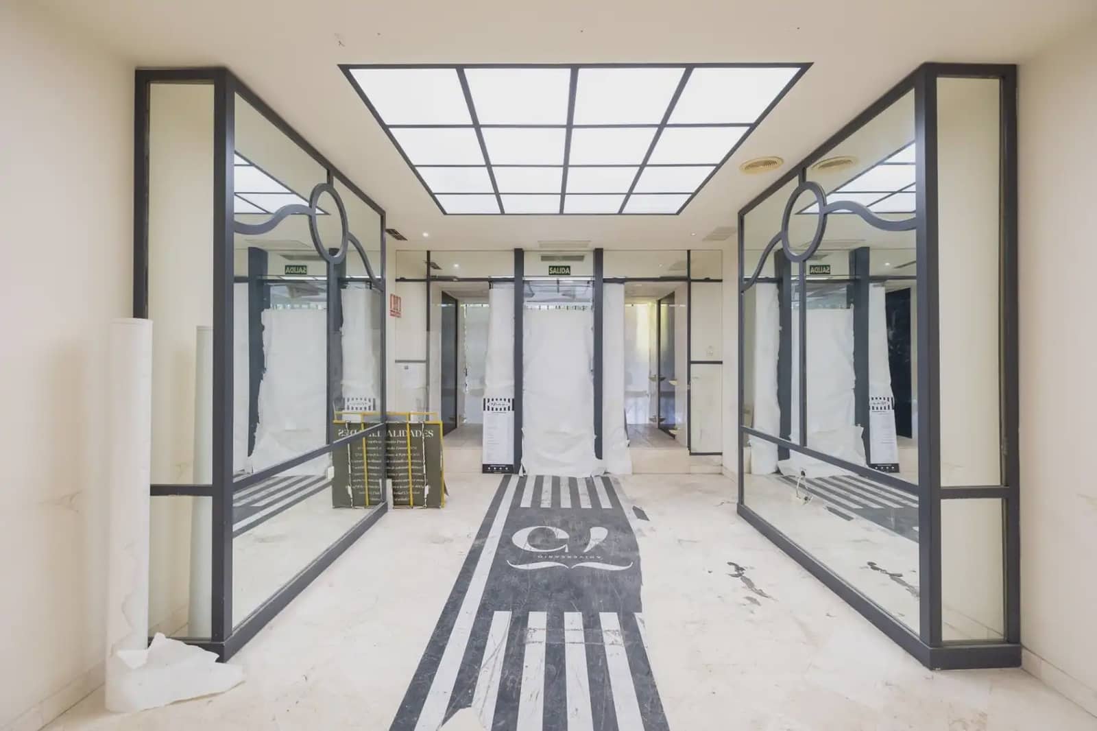 Local Comercial en Granada ciudad en venta - 295.000 € (Ref: 9837023)
