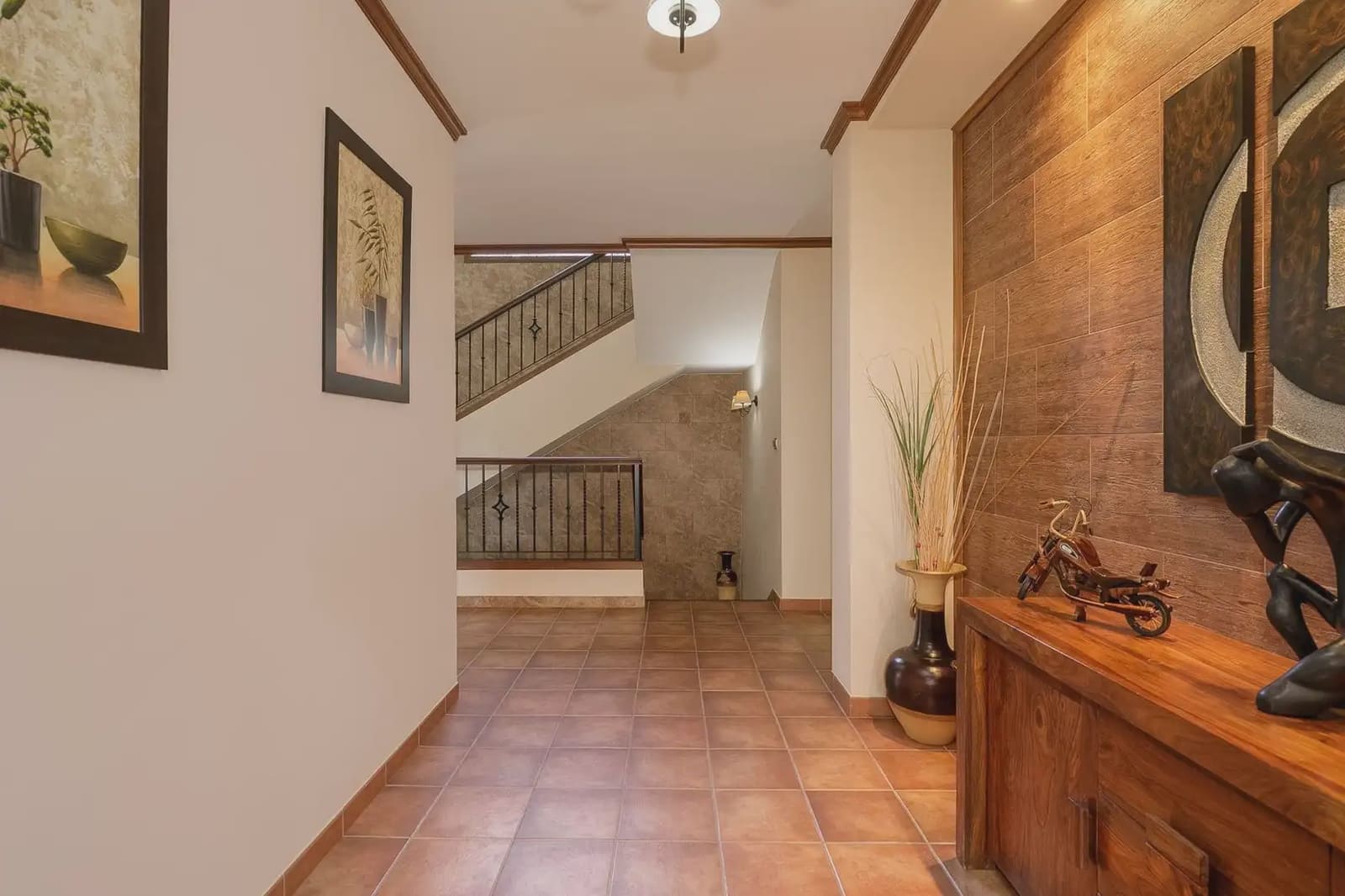 Finca/Country House for sale in Montefrio with pool garage - € 790,000 (Ref: 9837025)