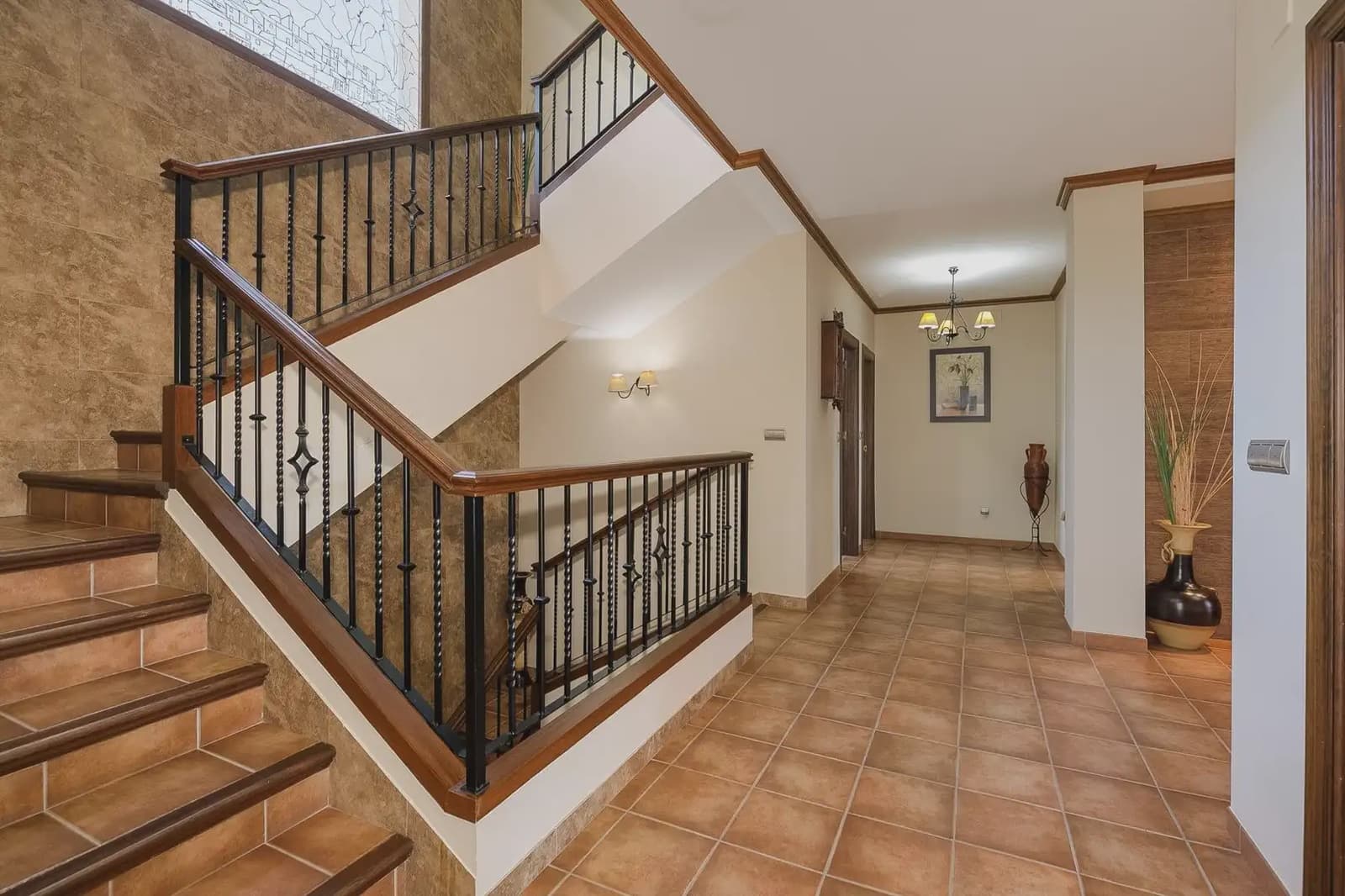 Finca/Country House for sale in Montefrio with pool garage - € 790,000 (Ref: 9837025)