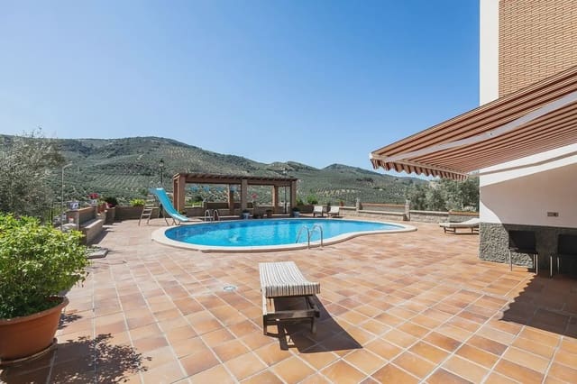 Finca/Hus på landet till salu i Montefrío med pool garage - 790 000 € (Ref: 9837025)