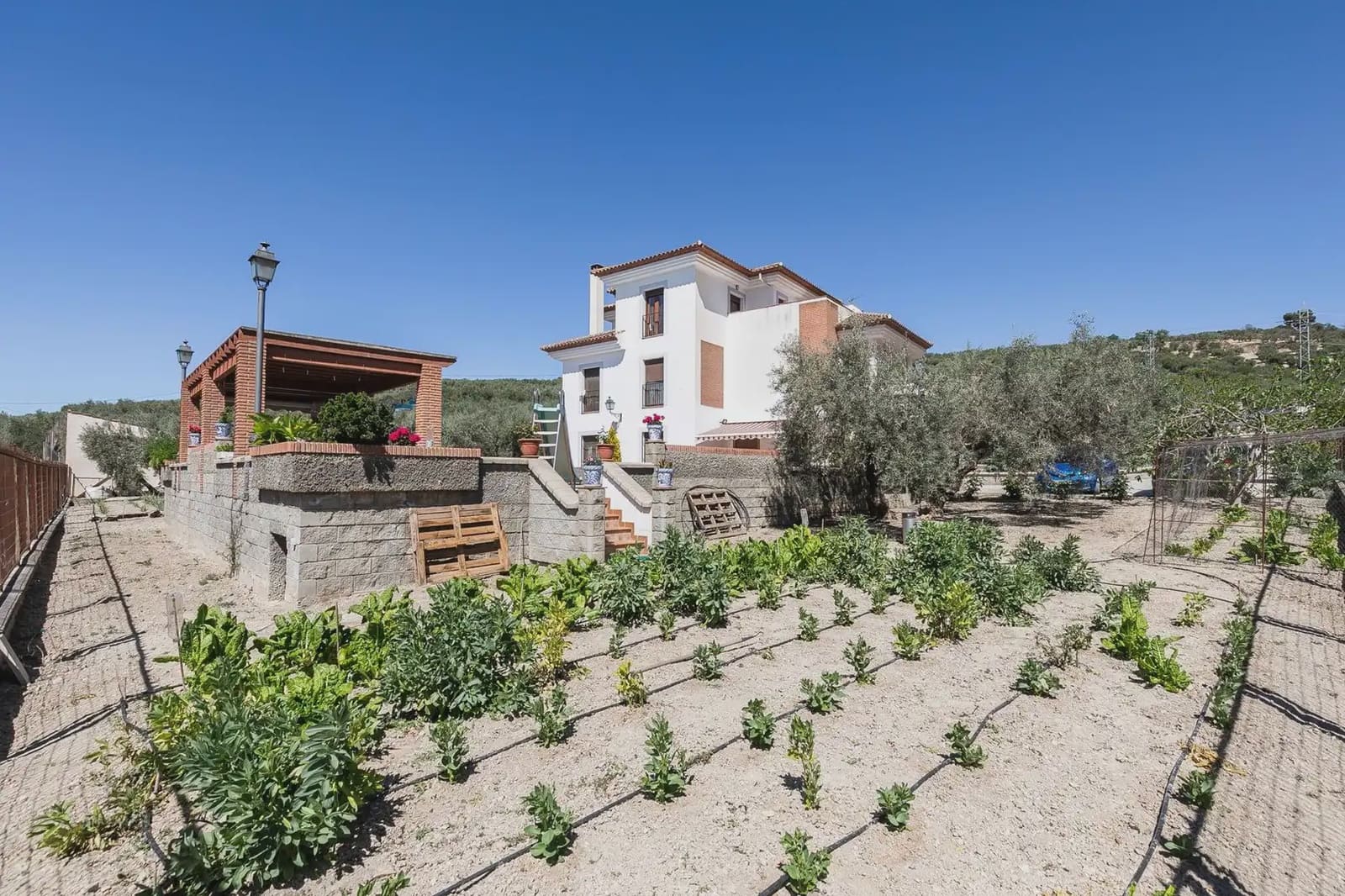 Finca/Country House for sale in Montefrio with pool garage - € 790,000 (Ref: 9837025)