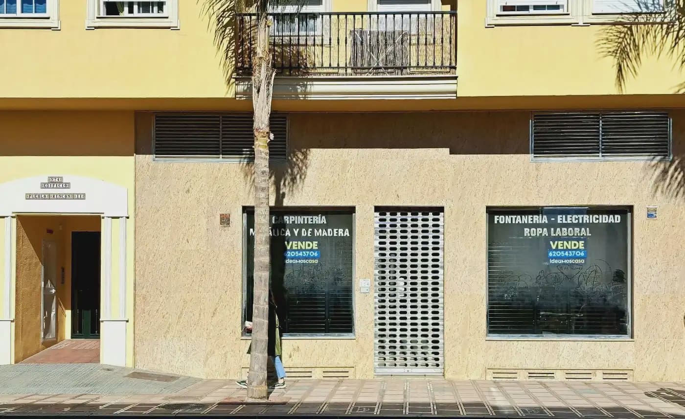 Local Comercial en Rincón de la Victoria en venta - 450.000 € (Ref: 9837026)