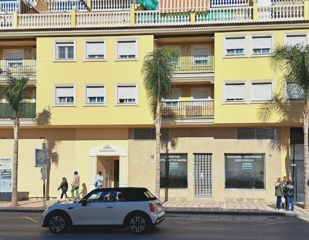 Local Comercial en La Cala del Moral, Rincón de la Victoria en venta - 450.000 € (Ref: 9837026)