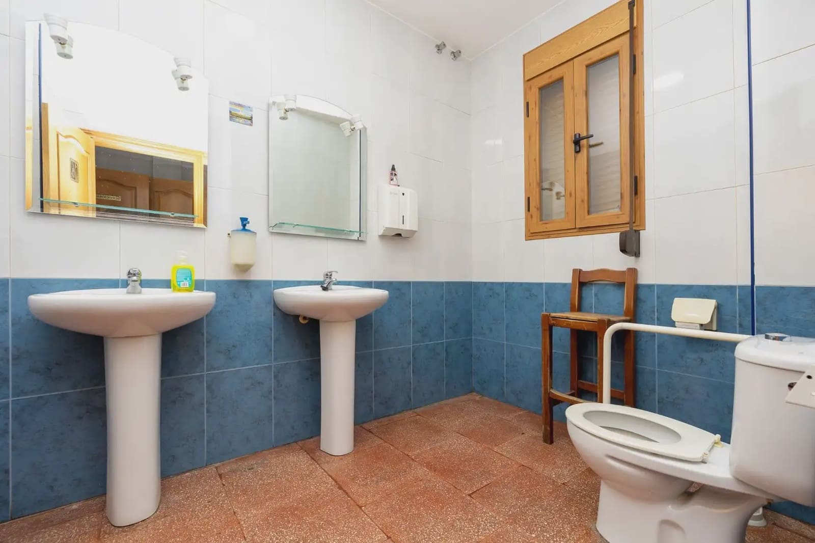 Virksomhed til salg i Ventas de Huelma - € 549.000 (Ref: 9837027)