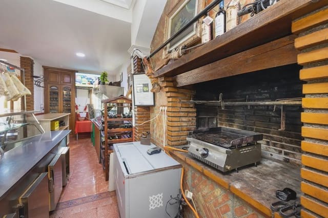 Virksomhed til salg i Ventas de Huelma - € 549.000 (Ref: 9837027)