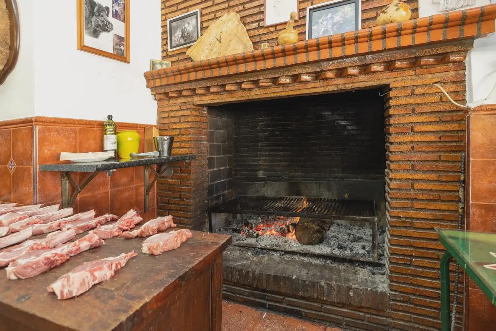 Virksomhed til salg i Ventas de Huelma - € 549.000 (Ref: 9837027)