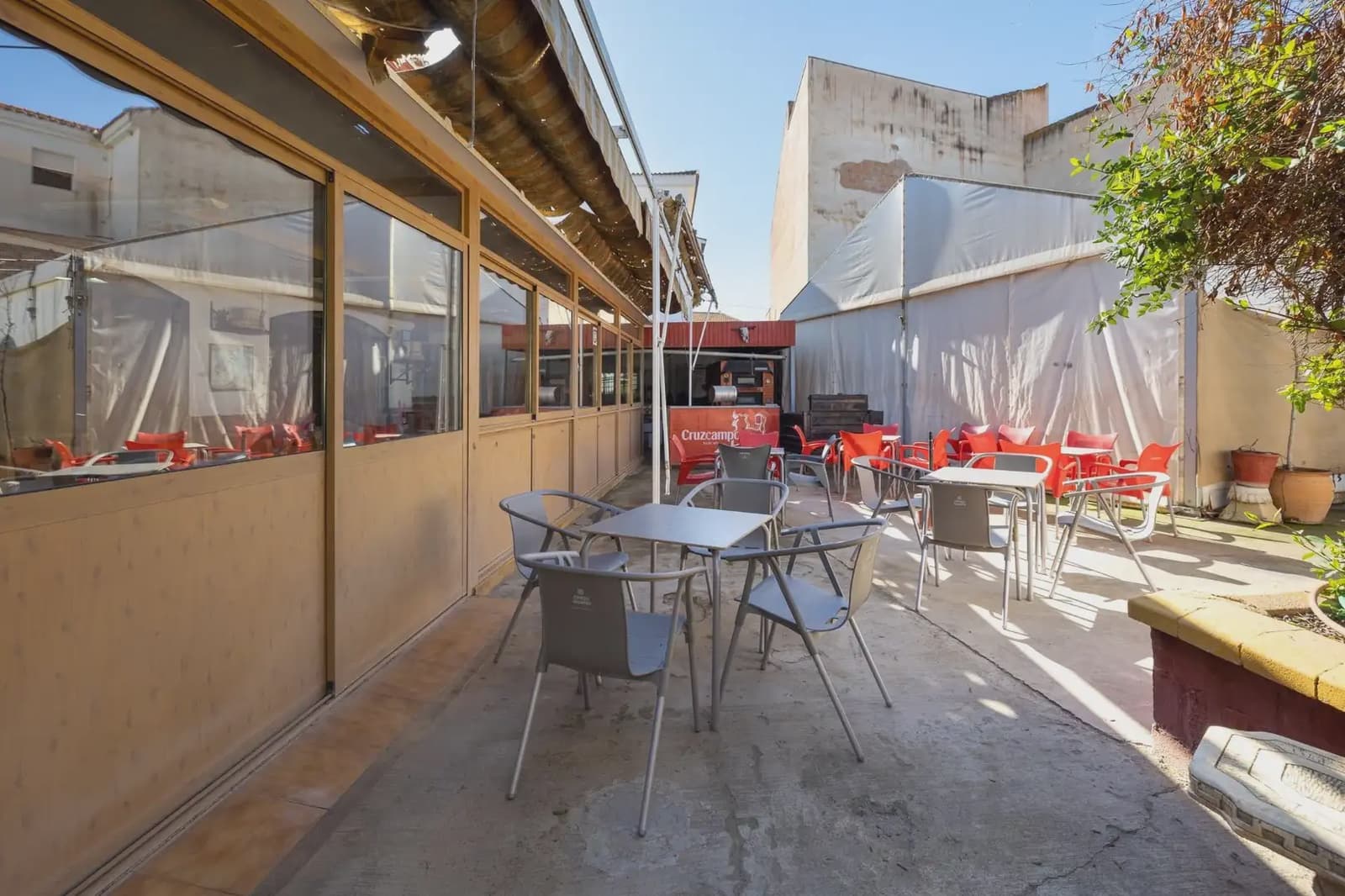 Virksomhed til salg i Ventas de Huelma - € 549.000 (Ref: 9837027)