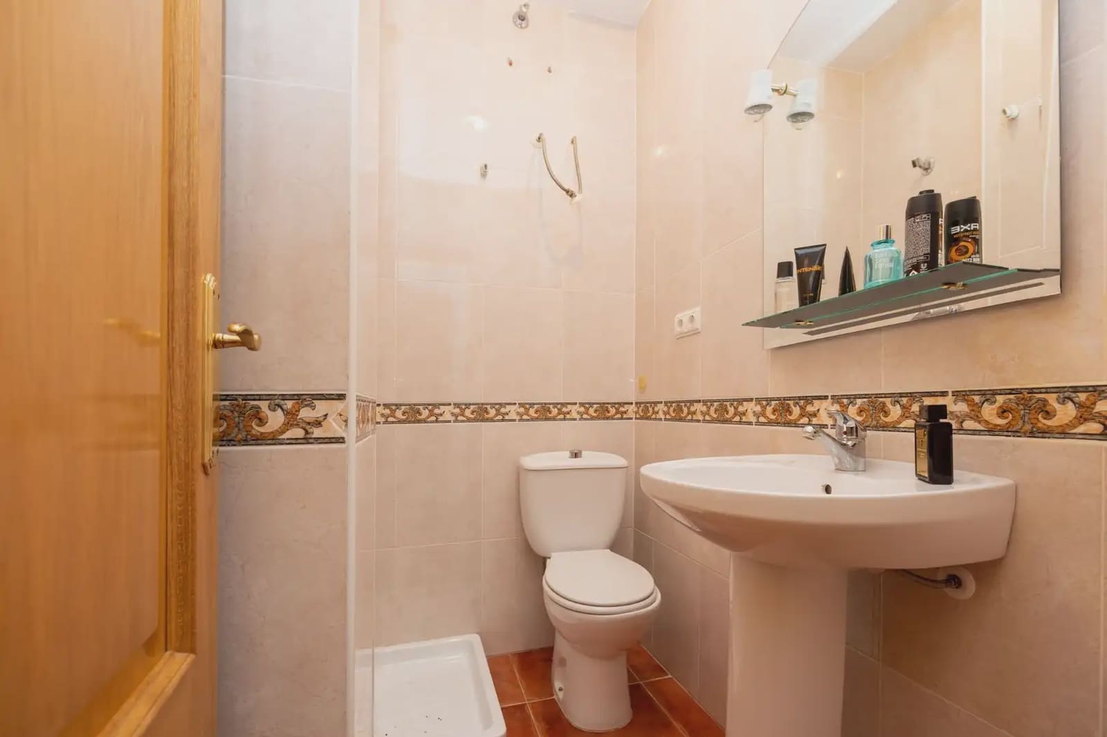Virksomhed til salg i Ventas de Huelma - € 549.000 (Ref: 9837027)