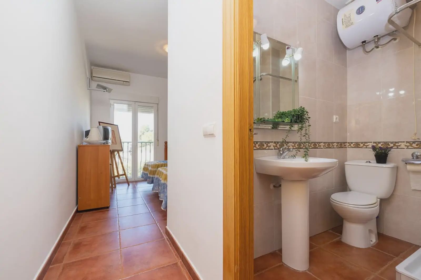 Virksomhed til salg i Ventas de Huelma - € 549.000 (Ref: 9837027)
