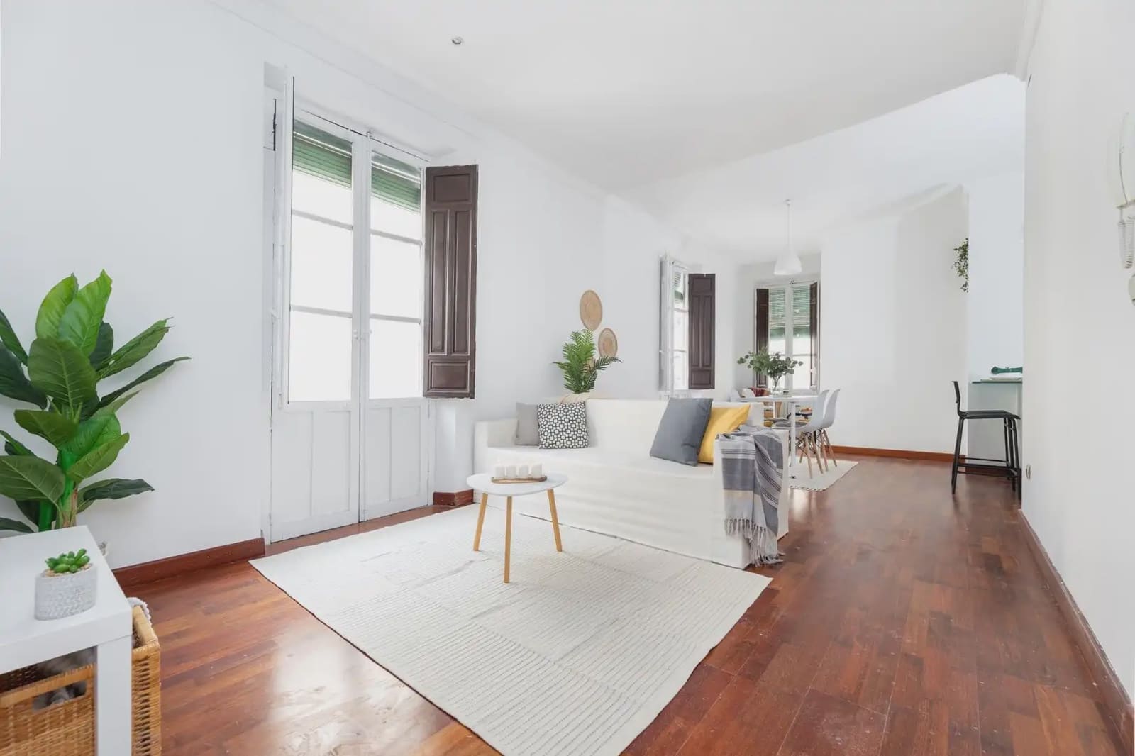 Leilighet til salgs i Granada by - € 299 000 (Ref: 9837028)