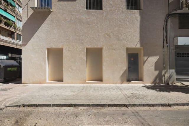 Gewerbe zu verkaufen in Figares, Granada Stadt - 350.000 € (Ref: 9837030)