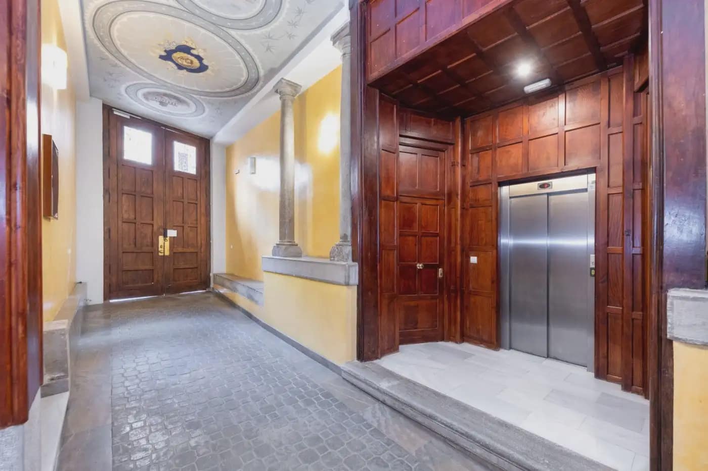 Gewerbe zu verkaufen in Granada Stadt - 100.000 € (Ref: 9837031)