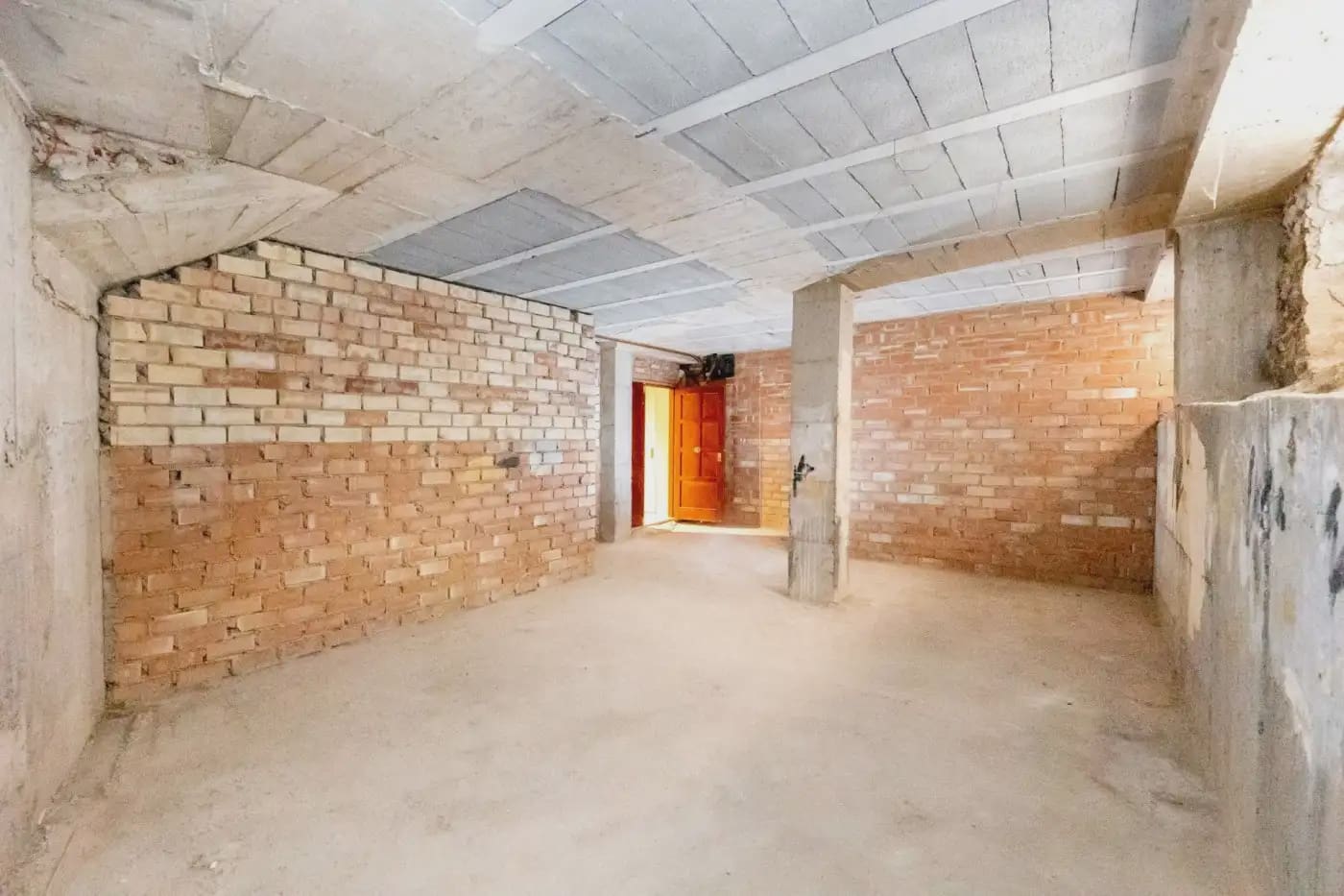 Gewerbe zu verkaufen in Granada Stadt - 100.000 € (Ref: 9837031)