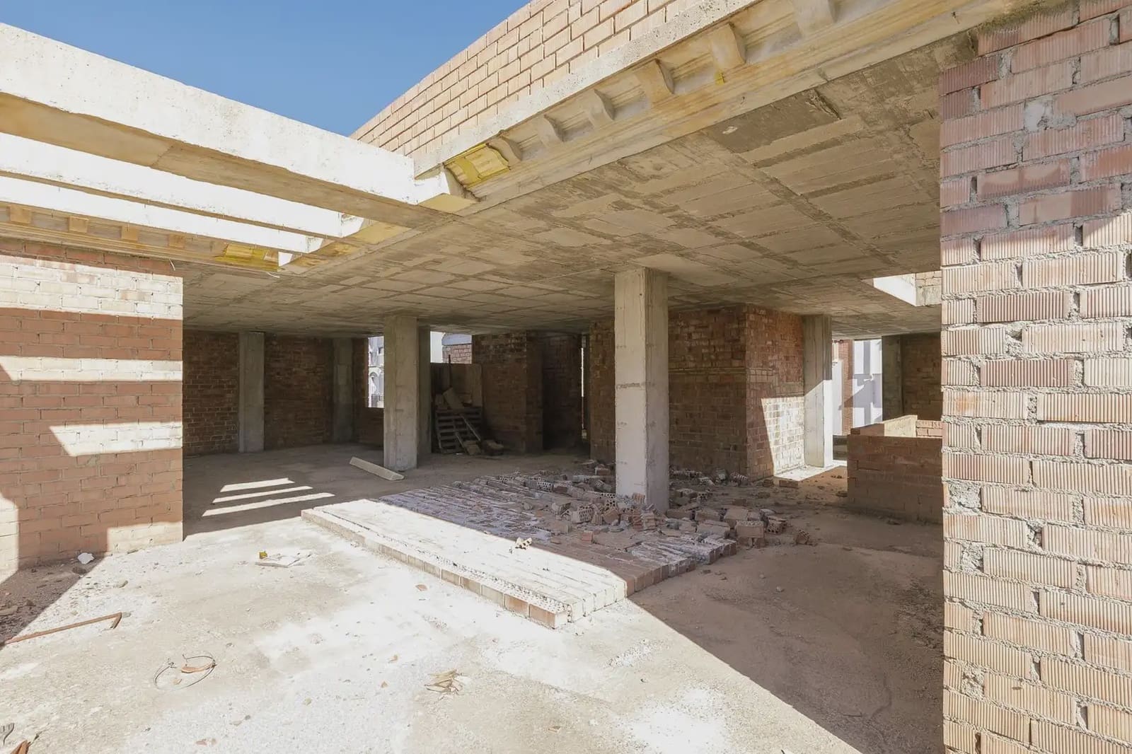 Building Plot for sale in Guejar Sierra - € 310,000 (Ref: 9837032)