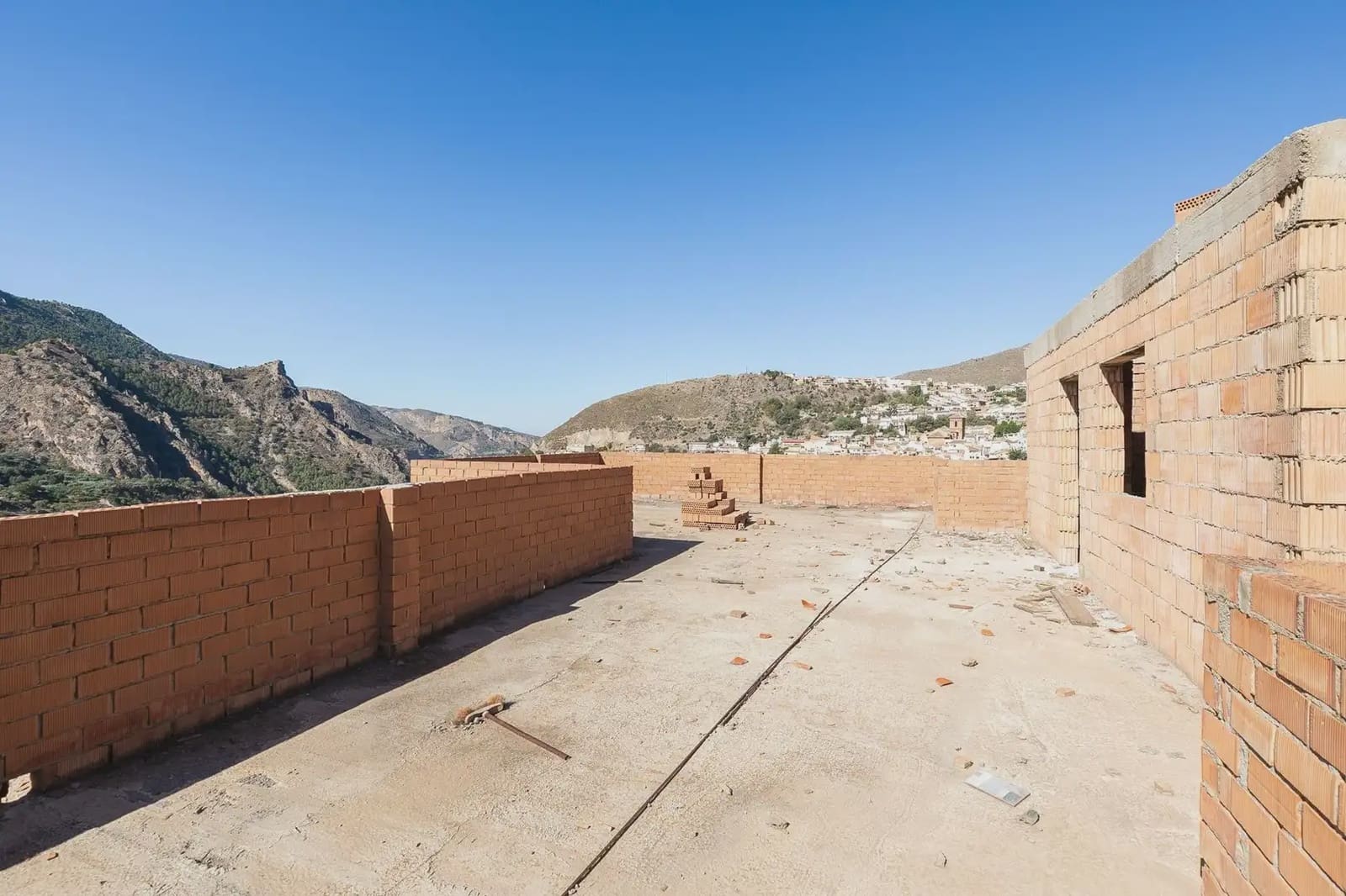 Building Plot for sale in Guejar Sierra - € 310,000 (Ref: 9837032)