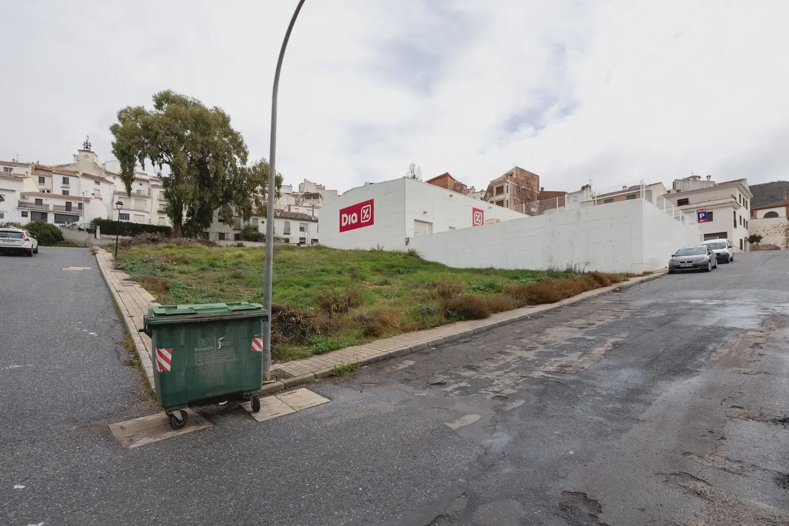 Commercial for sale in Castillo de Locubin - € 550,000 (Ref: 9837034)