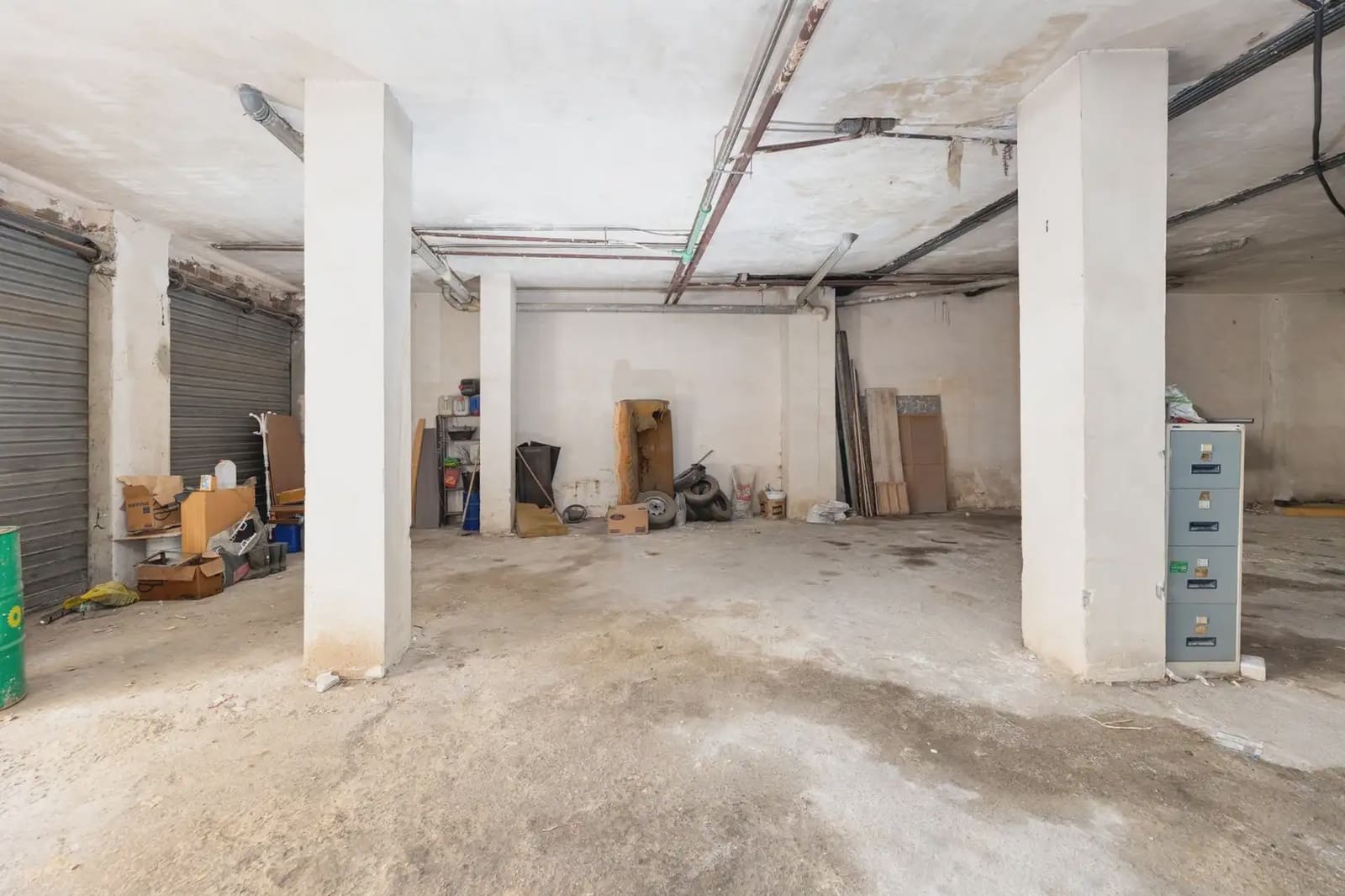 Local Comercial en Granada ciudad en venta - 159.900 € (Ref: 9837037)