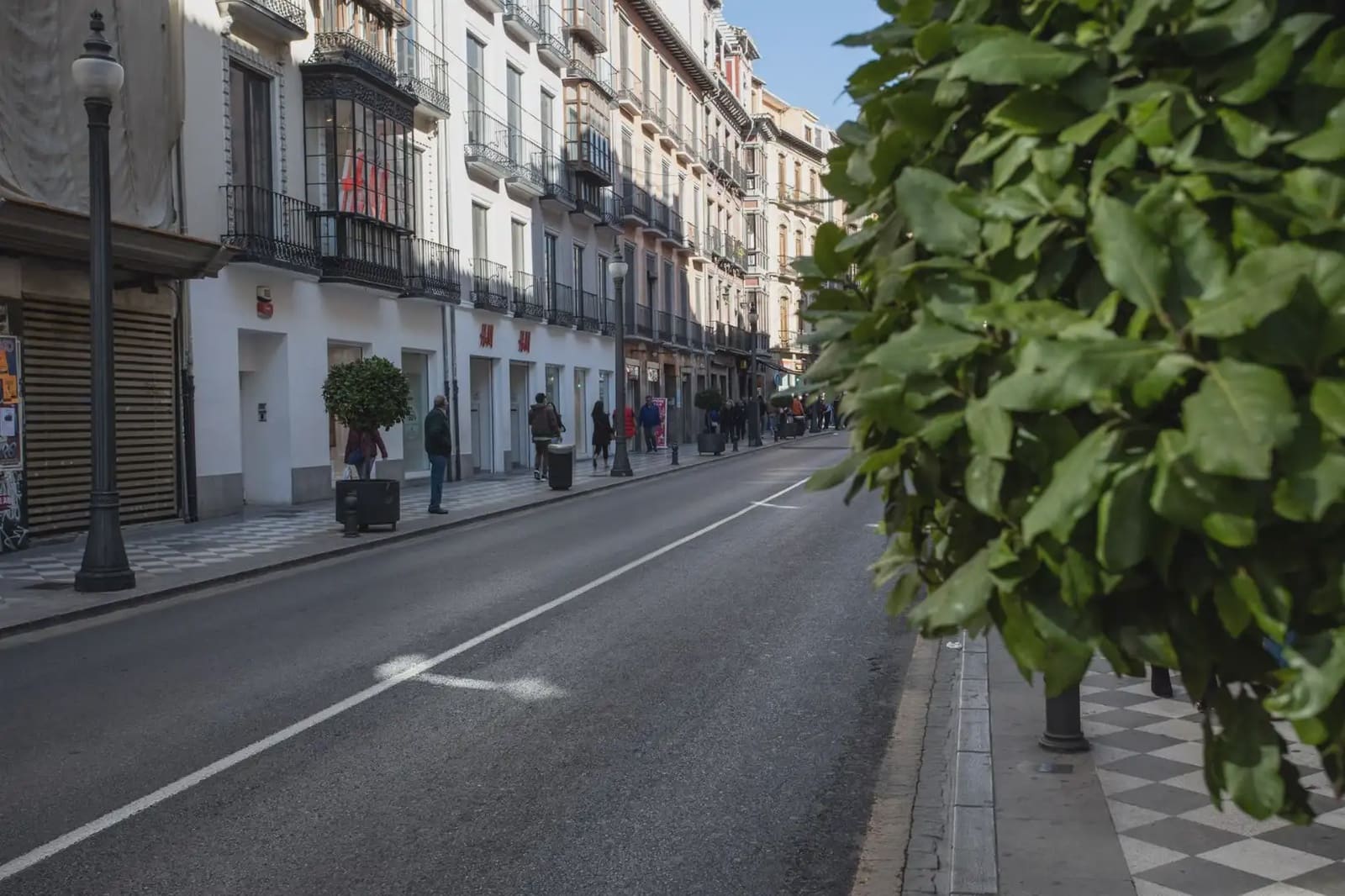 Garage for sale in Granada city - € 27,500 (Ref: 9837038)
