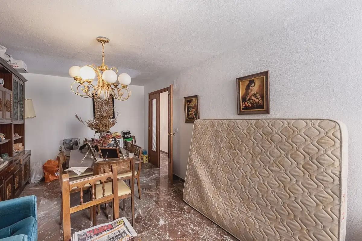 Flat for sale in Guadix - € 120,000 (Ref: 9837041)
