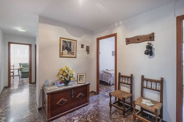 Lejlighed til salg i Guadix - € 120.000 (Ref: 9837041)