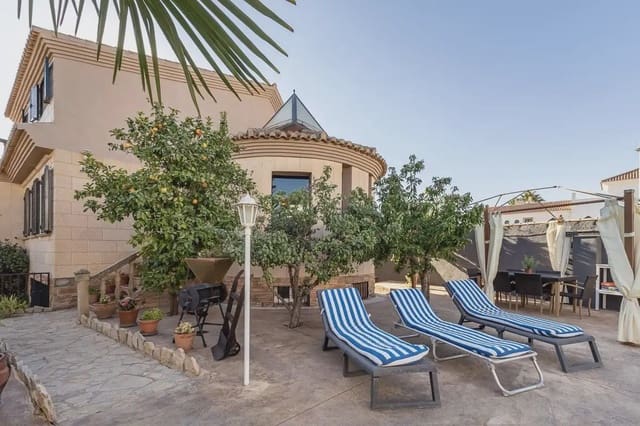 Villa til salg i Iznalloz med swimmingpool garage - € 398.000 (Ref: 9837042)