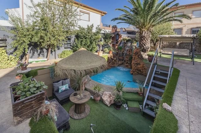 Villa til salg i Iznalloz med swimmingpool garage - € 398.000 (Ref: 9837042)