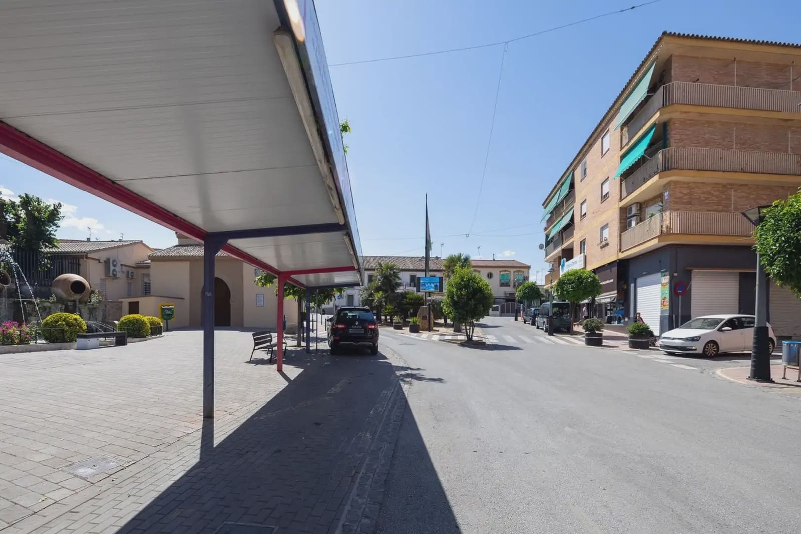 Local Comercial en Peligros en venta - 215.000 € (Ref: 9837043)