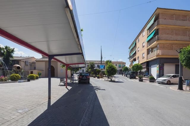 Local Comercial en Peligros en venta - 215.000 € (Ref: 9837043)
