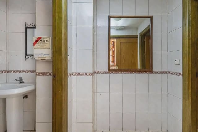 Local Comercial en Avda. Federico Garcia Lorca - Nueva Estación Autobuses, Granada ciudad en venta - 149.000 € (Ref: 9837044)