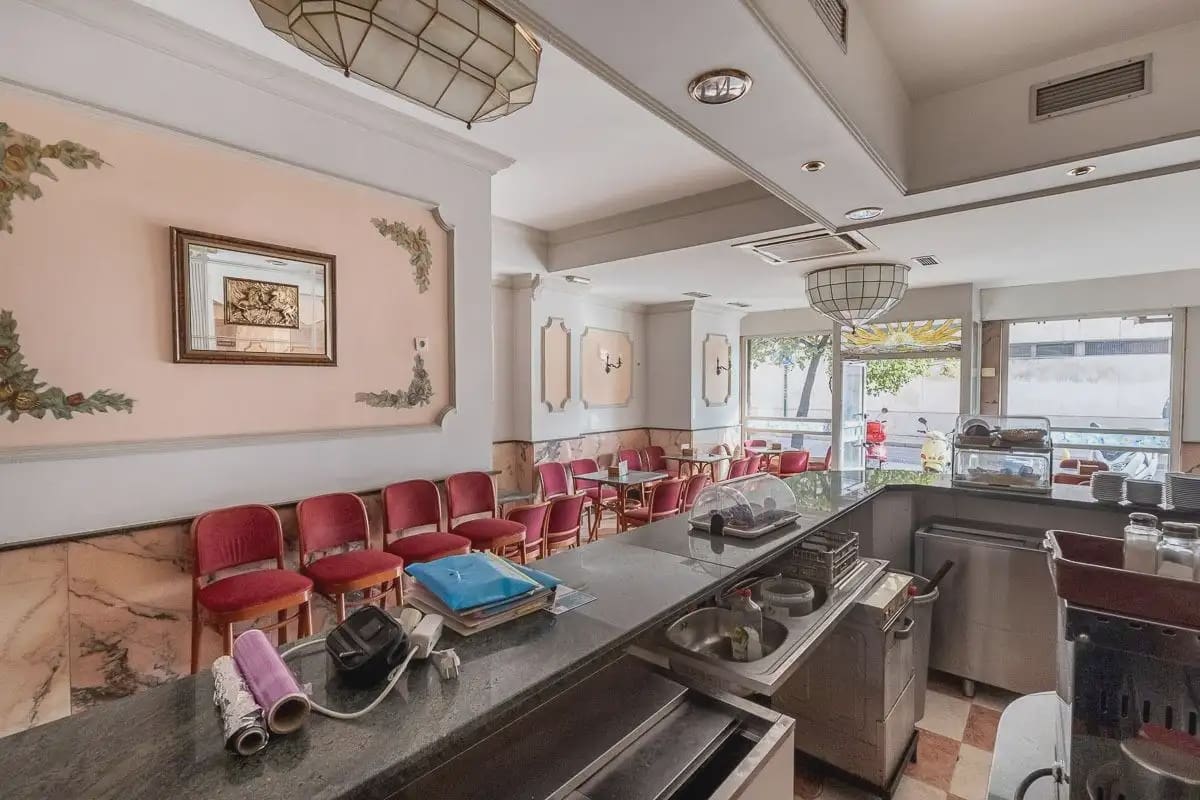 Local Comercial en Granada ciudad en venta - 149.000 € (Ref: 9837044)