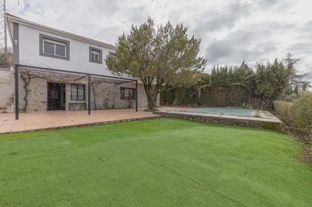 5 quarto Moradia para venda em Huétor Santillán com piscina - 285 000 € (Ref: 9837046)
