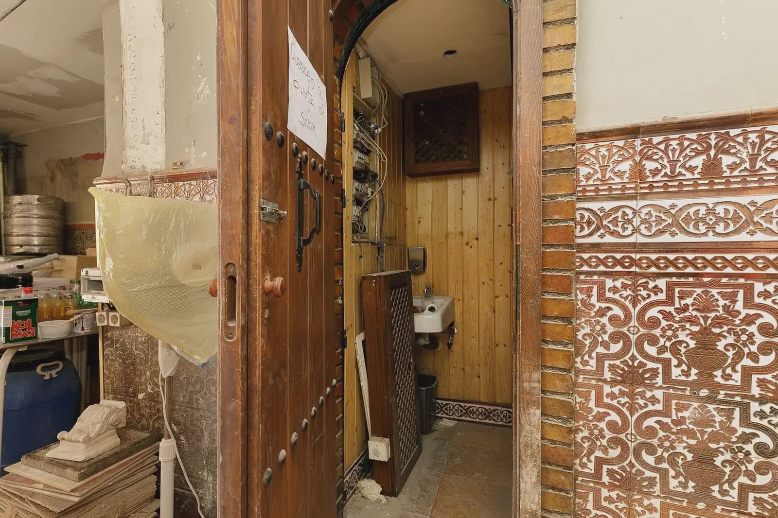 Comercial para venda em Granada cidade - 189 000 € (Ref: 9837047)