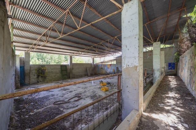 Teren niezagospodarowany na sprzedaż w Miasto Grenada - 400 000 € (Ref: 9837051)