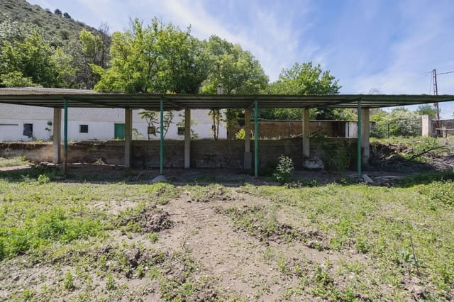 Teren niezagospodarowany na sprzedaż w Miasto Grenada - 400 000 € (Ref: 9837051)